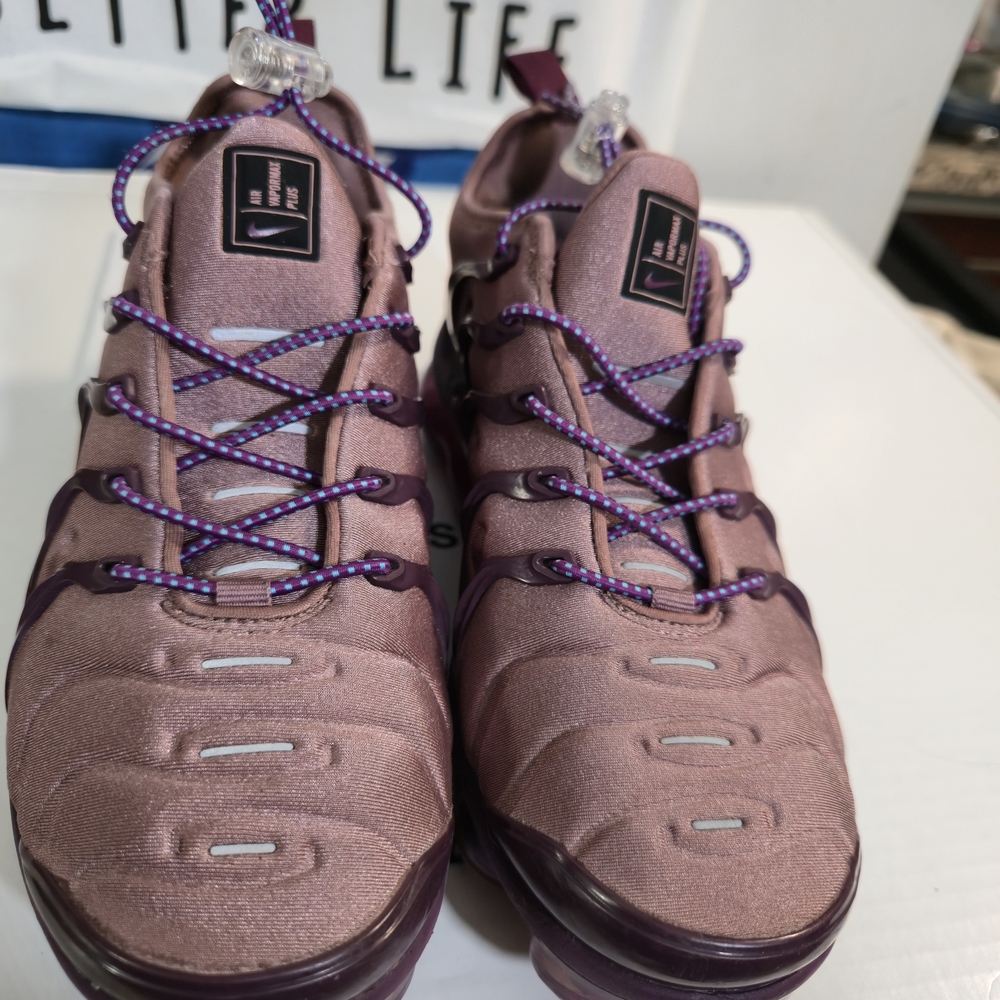 Nike Vapormax Plus Womens Size 7.5